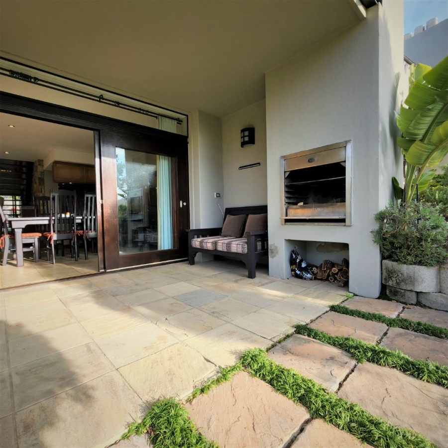 To Let 2 Bedroom Property for Rent in Oubaai Western Cape